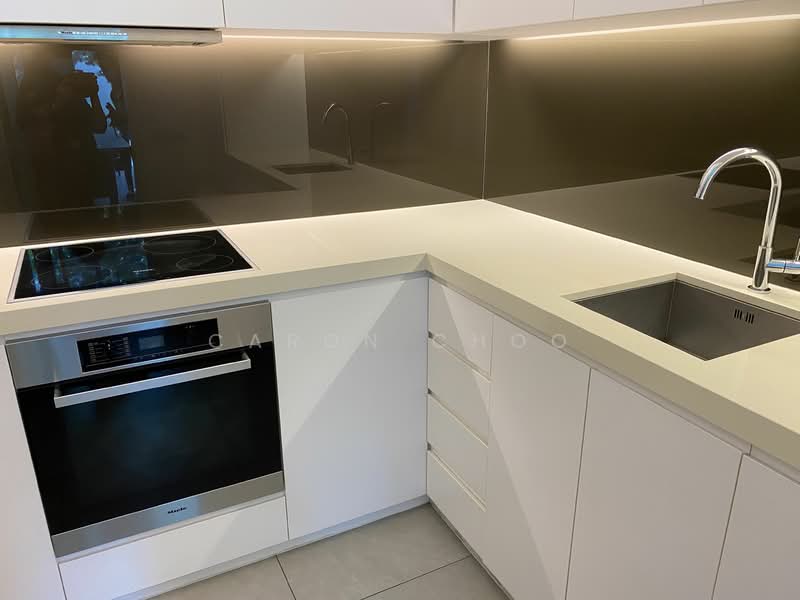 Scotts Square, 6 Scotts Road, 1 Bedroom, 635 sqft, Apartment For Rent, by Caron Choo, 23945359 - PropertyGuru.com.sg