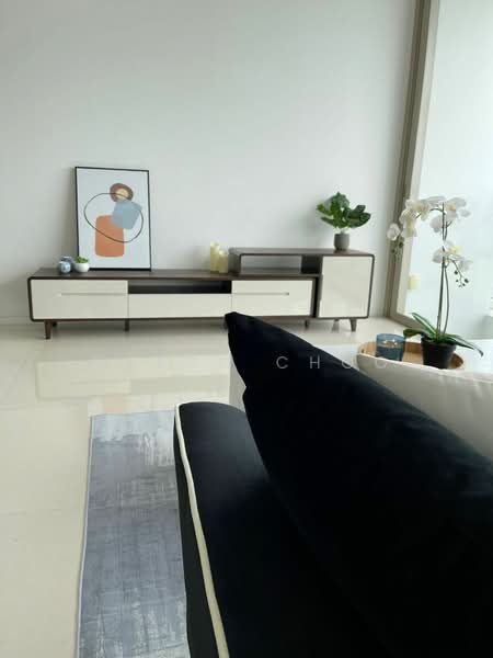 Scotts Square, 6 Scotts Road, 1 Bedroom, 635 sqft, Apartment For Rent, by Caron Choo, 23945359 - PropertyGuru.com.sg