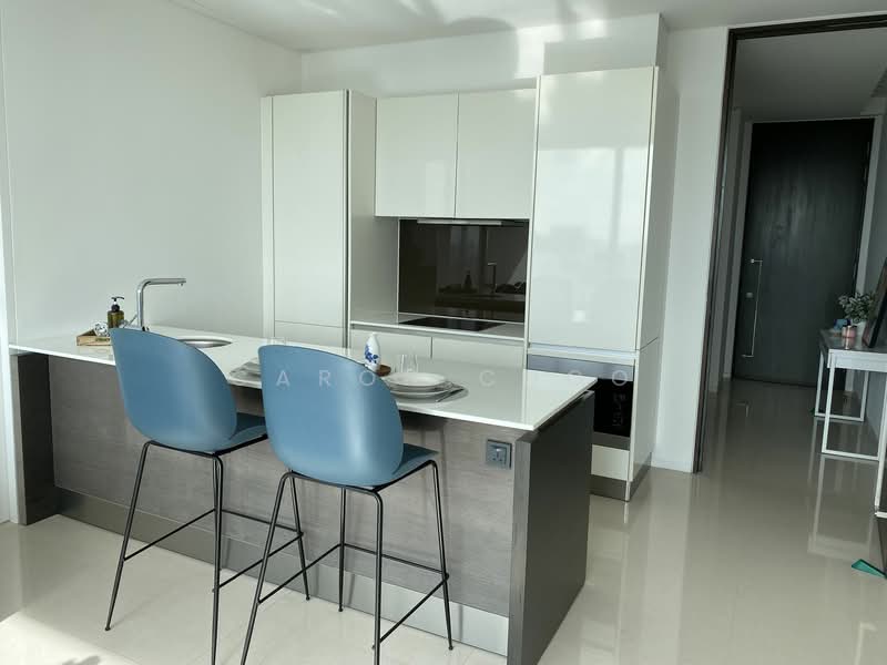 Scotts Square, 6 Scotts Road, 1 Bedroom, 635 sqft, Apartment For Rent, by Caron Choo, 23945359 - PropertyGuru.com.sg