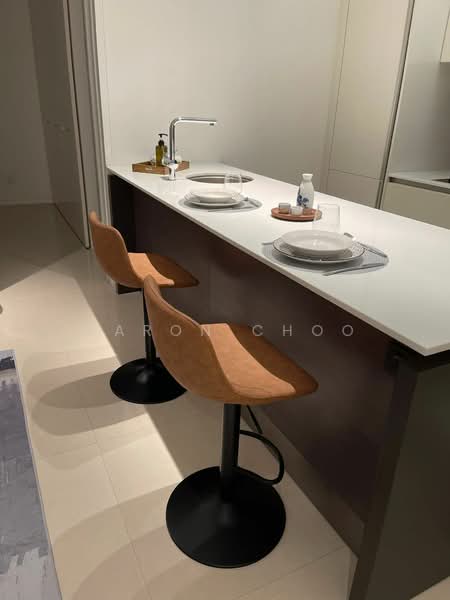 Scotts Square, 6 Scotts Road, 1 Bedroom, 635 sqft, Apartment For Rent, by Caron Choo, 23945359 - PropertyGuru.com.sg