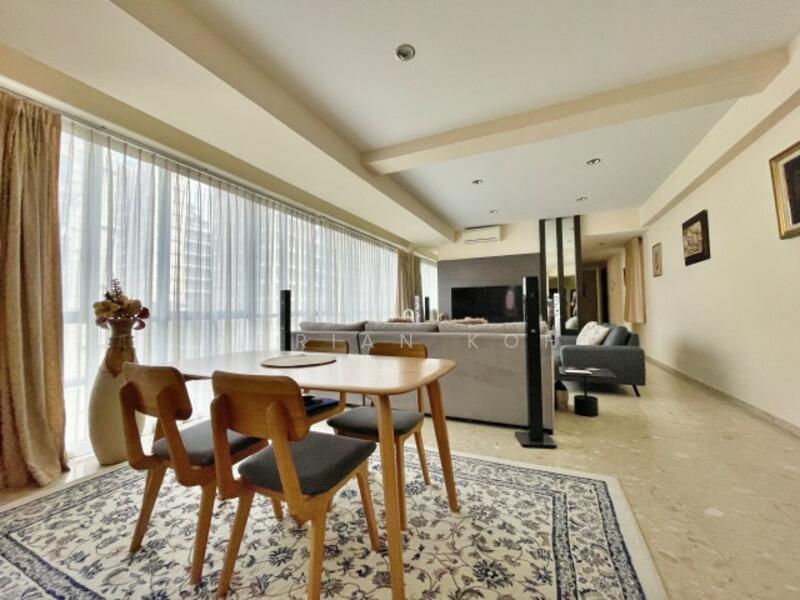 For Rent - UE Square