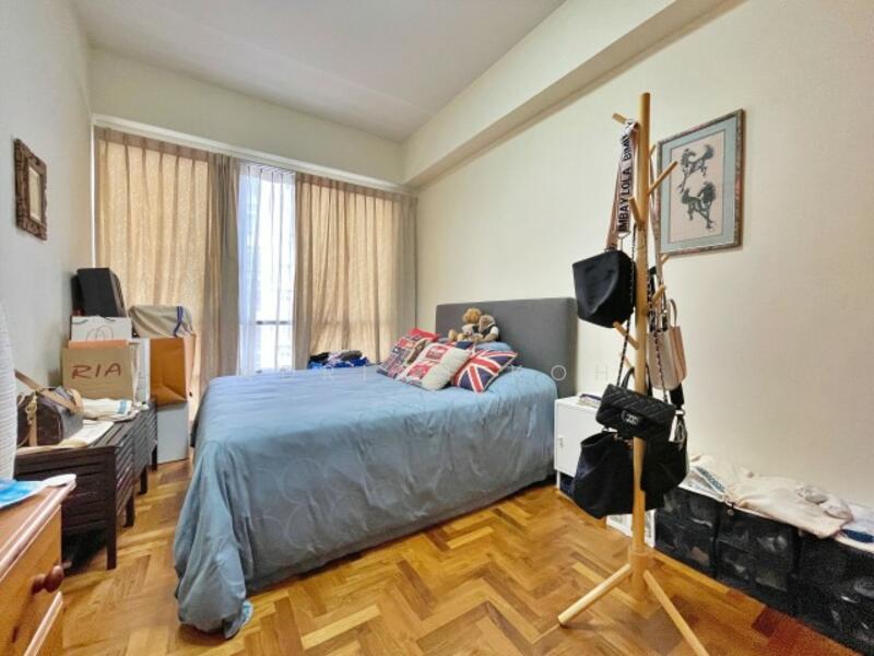 For Rent - UE Square