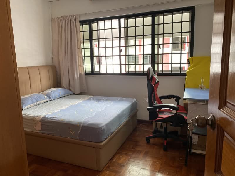 446 Hougang Avenue 8, 446 Hougang Avenue 8, Hougang / Punggol / Sengkang, Room Rental, 200 sqft, HDB Flat For Rent, by Amy Tan, 23948752 - PropertyGuru.com.sg