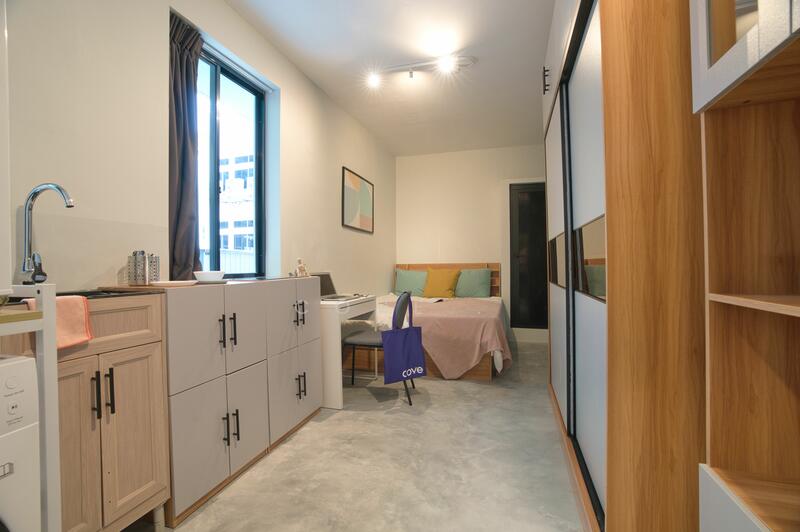 Room 206 - Kitchenette