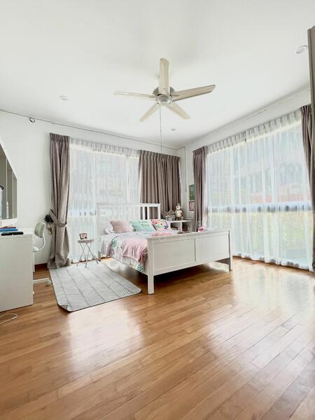 Serangoon Garden Estate, Chartwell Drive, 6 Bedrooms, 4,800 sqft, Semi-Detached House For Rent, by Kriste Cheong, 23950937 - PropertyGuru.com.sg
