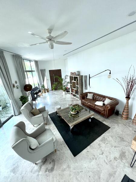Serangoon Garden Estate, Chartwell Drive, 6 Bedrooms, 4,800 sqft, Semi-Detached House For Rent, by Kriste Cheong, 23950937 - PropertyGuru.com.sg