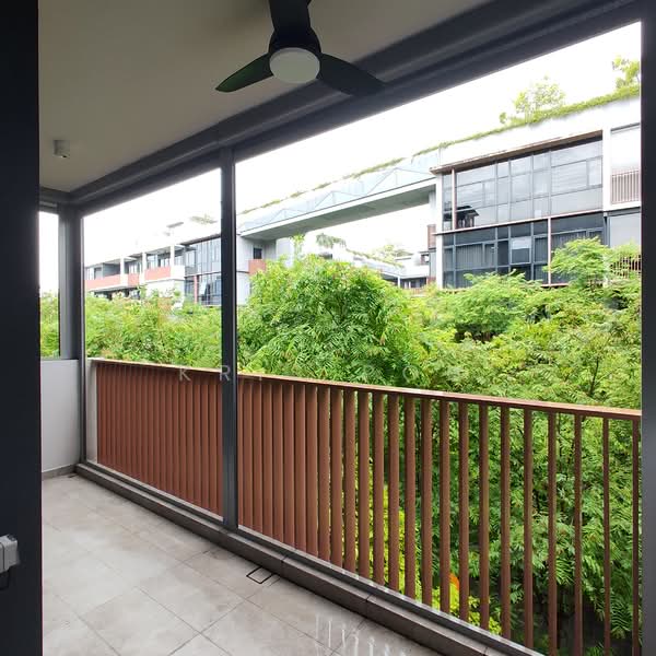 Royalgreen, 2B Anamalai Avenue, 3 Bedrooms, 1,066 sqft, Condominium For Rent, by Kris Poh, 23951828 - PropertyGuru.com.sg