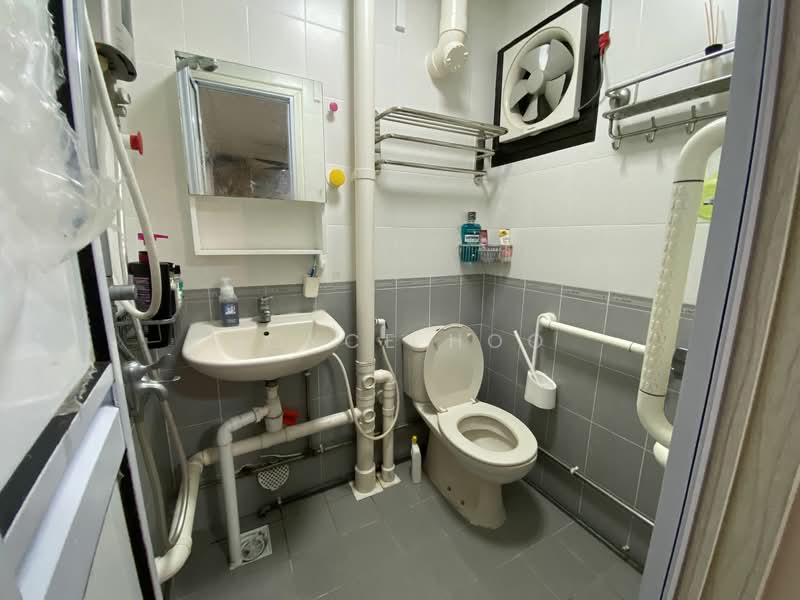 122 Bedok North Street 2, 122 Bedok North Street 2, 3 Bedrooms, 1,281 sqft, HDB Flat For Rent, by Joyce Hoo, 23952064 - PropertyGuru.com.sg