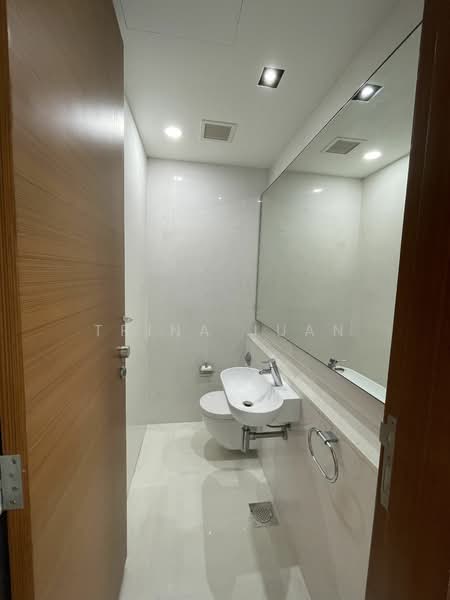 Saint Thomas Suites, 31 St. Thomas Walk, 4 Bedrooms, 2,012 sqft, Condominium For Rent, by Trina Juan, 23952928 - PropertyGuru.com.sg