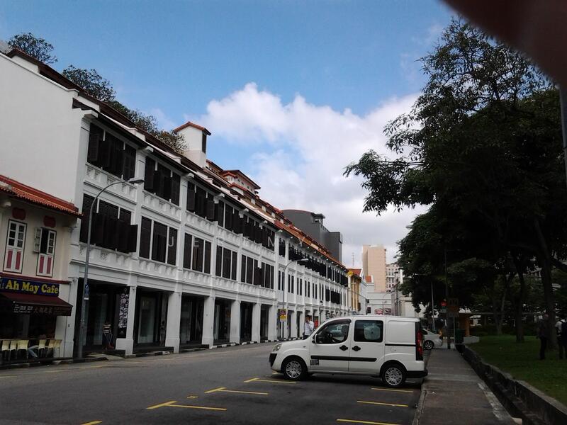 BUGIS CUBE