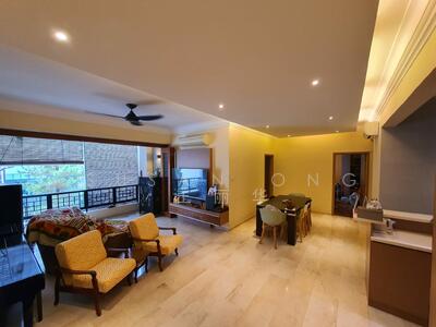 For Sale - Pinewood Gardens