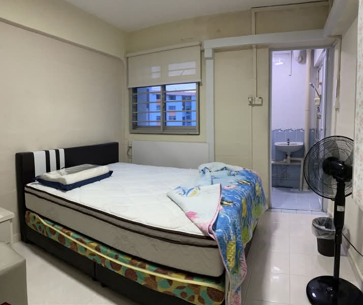 320 Clementi Avenue 4, 320 Clementi Avenue 4, Room Rental, 200 sqft, HDB Flat For Rent, by Ken Lim, 23954931 - PropertyGuru.com.sg