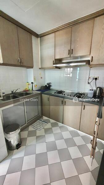 For Rent - Emerald Park