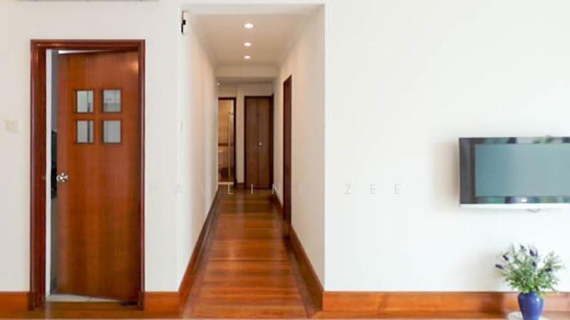 Springdale Condo, 51 Hindhede Walk, Clementi Park / Upper Bukit Timah, 3 Bedrooms, 1,200 sqft, Condominium For Rent, by Pauline Zee, 23955696 - PropertyGuru.com.sg