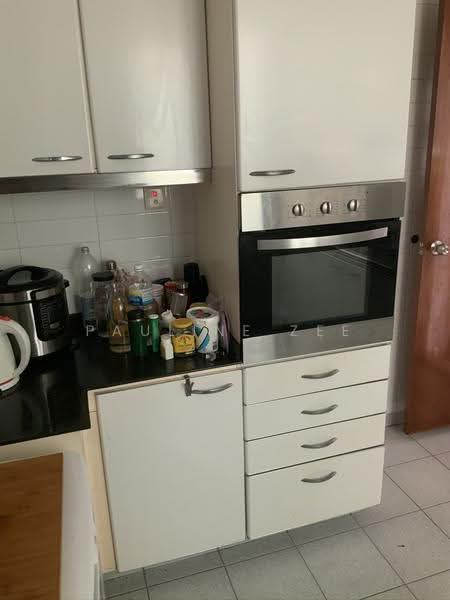 Springdale Condo, 51 Hindhede Walk, Clementi Park / Upper Bukit Timah, 3 Bedrooms, 1,200 sqft, Condominium For Rent, by Pauline Zee, 23955696 - PropertyGuru.com.sg
