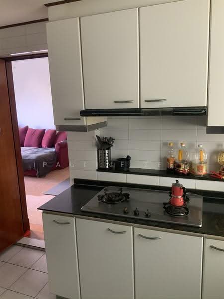 Springdale Condo, 51 Hindhede Walk, Clementi Park / Upper Bukit Timah, 3 Bedrooms, 1,200 sqft, Condominium For Rent, by Pauline Zee, 23955696 - PropertyGuru.com.sg