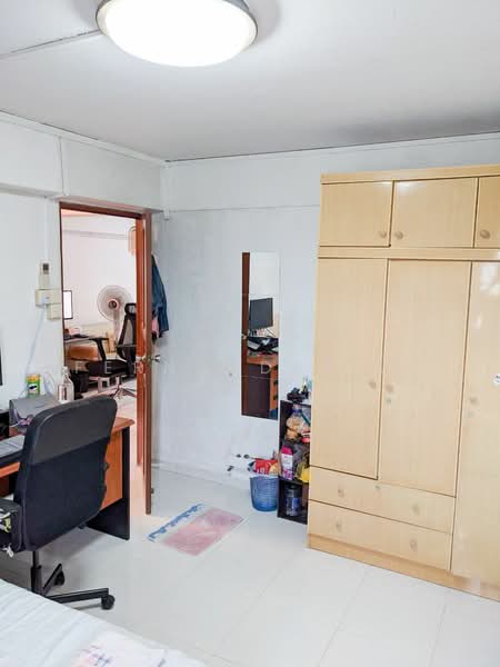 11 Holland Drive, 11 Holland Drive, 2 Bedrooms, 786 sqft, HDB Flat For Rent, by Fernandus Li, 23956073 - PropertyGuru.com.sg