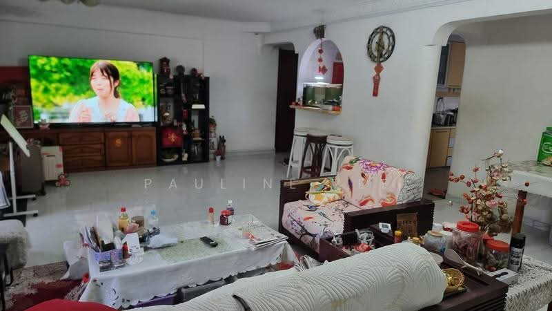 655 Hougang Avenue 8, 655 Hougang Avenue 8, Hougang / Punggol / Sengkang, Room Rental, 250 sqft, HDB Flat For Rent, by Pauline Zee, 23956609 - Living Room - PropertyGuru.com.sg