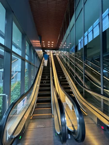 ALEXANDRA WELL FITTED FURNISHED BUSINESS SPACE near MRT, Food, Google HQ, SAP, Size: 3000, 5000, 8000~20k sqft. CONTACT: +6596881177 Adrian.Koh@corporatevisions.com.sg, 5,000 sqft, Light Industrial (B1) For Rent, by ADRIAN, 23957909 - CommercialGuru.com.sg