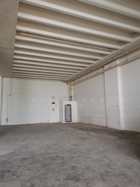 Mega@Woodlands, 39 Woodlands Close, 1,819 sqft, Light Industrial (B1) For Sale, by Kok Leong Pang, 23958028 - CommercialGuru.com.sg