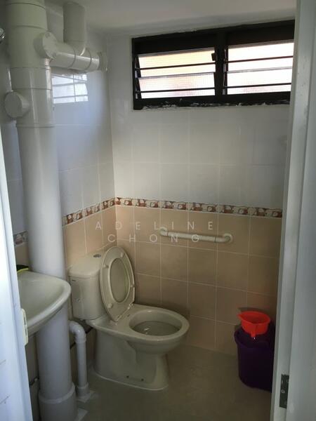 213 Ang Mo Kio Avenue 3, 213 Ang Mo Kio Avenue 3, 2 Bedrooms, 721 sqft, HDB Flat For Rent, by Adeline Chong, 23958625 - PropertyGuru.com.sg