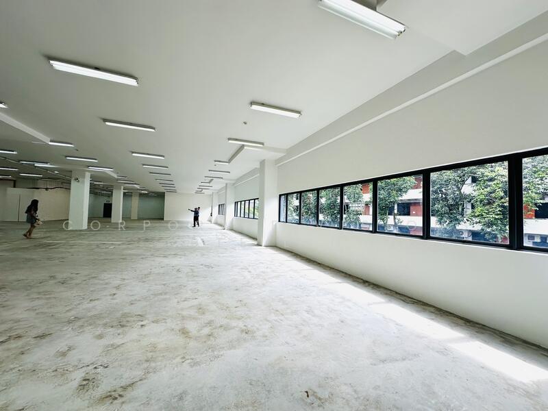 COMMONWEALTH MRT CORPORATE SPACE OFF HOLLAND V. 4 MINS’ walk MRT Fitted/Bare, Near ONE NORTH Size: 5000, 8000~ 19000 sf. TEL:+6596881177 Adrian.Koh@corporatevisions.com.sg, 8,000 sqft, Light Industrial (B1) For Rent, by ADRIAN, 23958700 - CommercialGuru.com.sg