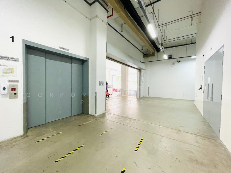 COMMONWEALTH MRT CORPORATE SPACE OFF HOLLAND V. 4 MINS’ walk MRT Fitted/Bare, Near ONE NORTH Size: 5000, 8000~ 19000 sf. TEL:+6596881177 Adrian.Koh@corporatevisions.com.sg, 8,000 sqft, Light Industrial (B1) For Rent, by ADRIAN, 23958700 - CommercialGuru.com.sg