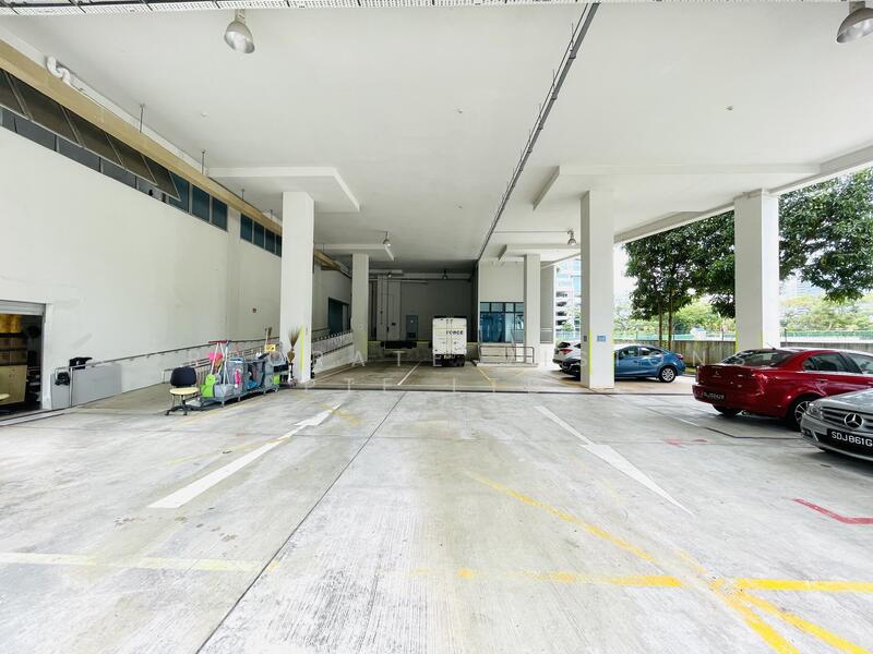 COMMONWEALTH MRT CORPORATE SPACE OFF HOLLAND V. 4 MINS’ walk MRT Fitted/Bare, Near ONE NORTH Size: 5000, 8000~ 19000 sf. TEL:+6596881177 Adrian.Koh@corporatevisions.com.sg, 8,000 sqft, Light Industrial (B1) For Rent, by ADRIAN, 23958700 - CommercialGuru.com.sg