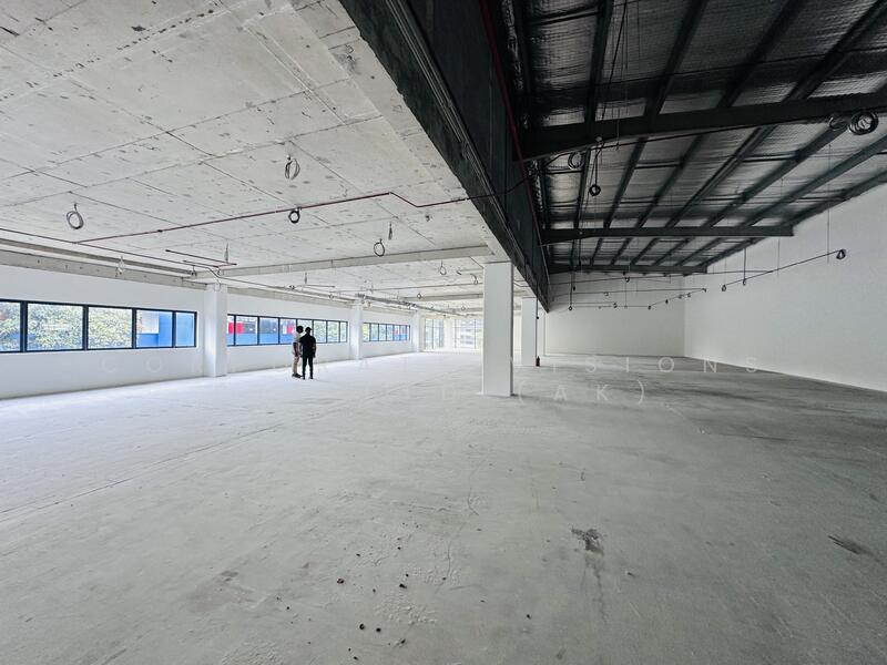 COMMONWEALTH MRT CORPORATE SPACE OFF HOLLAND V. 4 MINS’ walk MRT Fitted/Bare, Near ONE NORTH Size: 5000, 8000~ 19000 sf. TEL:+6596881177 Adrian.Koh@corporatevisions.com.sg, 8,000 sqft, Light Industrial (B1) For Rent, by ADRIAN, 23958700 - 8000+ sqft Option with partial high ceiling - CommercialGuru.com.sg