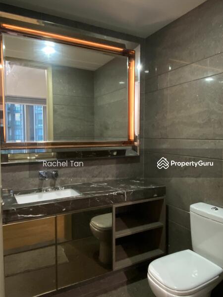 Attached bathroom 