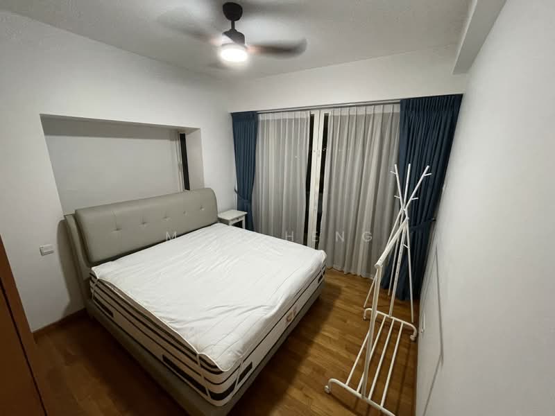 Cote D'Azur, 66 Marine Parade Road, 2 Bedrooms, 1,152 sqft, Condominium For Rent, by Mike Heng, 23959124 - Master Bedroom - PropertyGuru.com.sg
