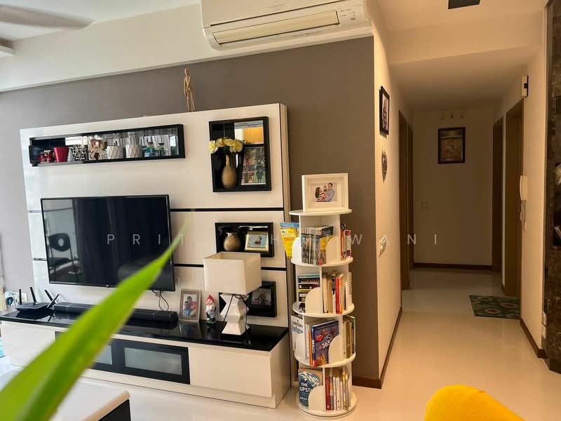 Waterfront Gold, 750 Bedok Reservoir Road, 3 Bedrooms, 1,292 sqft, Condominium For Rent, by Priti Khatwani, 23959811 - PropertyGuru.com.sg