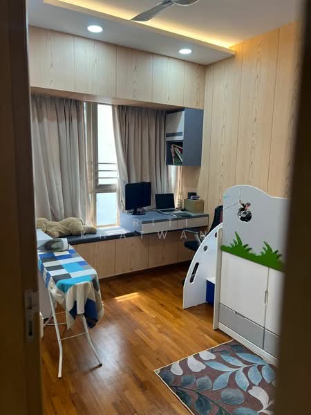 Waterfront Gold, 750 Bedok Reservoir Road, 3 Bedrooms, 1,292 sqft, Condominium For Rent, by Priti Khatwani, 23959811 - PropertyGuru.com.sg