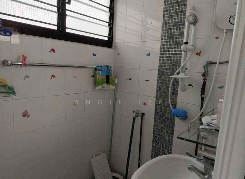 162 Bukit Batok Street 11, 162 Bukit Batok Street 11, Dairy Farm / Bukit Panjang / Choa Chu Kang, Room Rental, 200 sqft, HDB Flat For Rent, by Angie Lee, 23960536 - PropertyGuru.com.sg