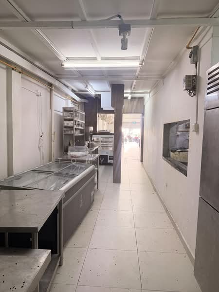 New Fully Fitted Restaurant at Pasir Panjang Road, Pasir Panjang Road, 1,551 sqft, Food & Beverage For Rent, by Tony Eyu, 23960994 - CommercialGuru.com.sg