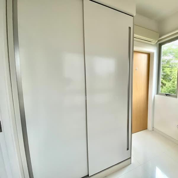 Loft@Holland, 151 Holland Road, 1 Bedroom, 322 sqft, Condominium For Rent, by Lester Er, 23961529 - PropertyGuru.com.sg