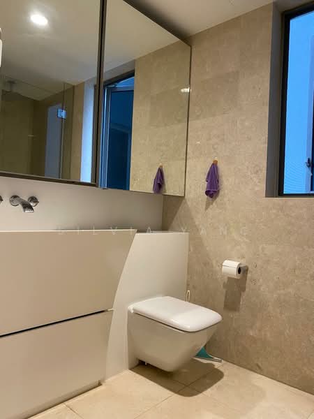 Cairnhill Nine, 9 Cairnhill Road, 2 Bedrooms, 1,044 sqft, Condominium For Rent, by Silvia Yang, 23962049 - PropertyGuru.com.sg