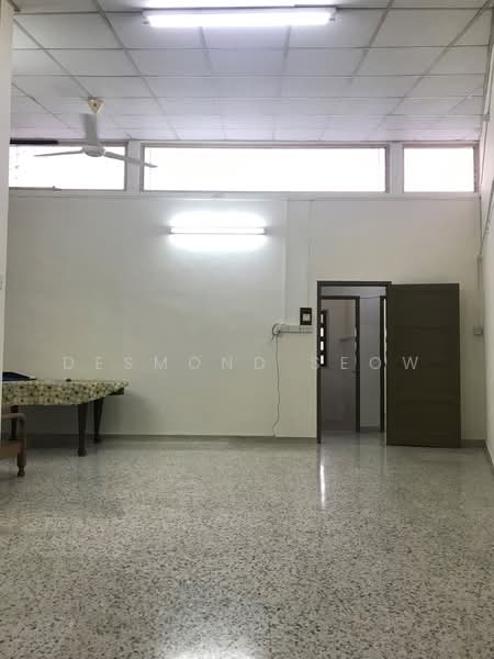 Maju Avenue, Maju Avenue, Hougang / Punggol / Sengkang, 3 Bedrooms, 1,000 sqft, Shophouse For Rent, by Desmond Seow, 23964911 - PropertyGuru.com.sg