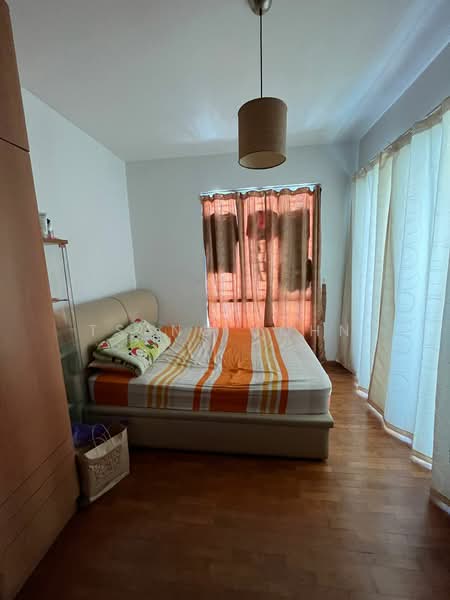 Northoaks, 20 Woodlands Cresent, 2 Bedrooms, 1,055 sqft, Condominium For Rent, by Tsang John, 23966356 - PropertyGuru.com.sg