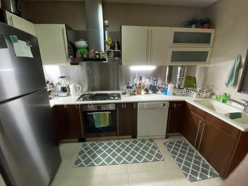 St. Martin Residence, 2 Saint Martin's Drive, Tanglin / Holland / Bukit Timah, 3 Bedrooms, 1,561 sqft, Condominium For Rent, by Koo Chee Li, 23968227 - PropertyGuru.com.sg