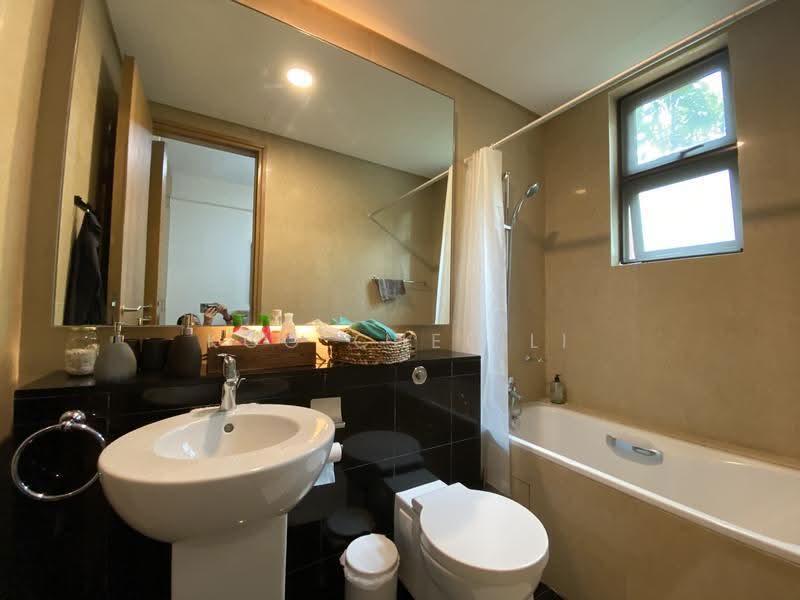 St. Martin Residence, 2 Saint Martin's Drive, Tanglin / Holland / Bukit Timah, 3 Bedrooms, 1,561 sqft, Condominium For Rent, by Koo Chee Li, 23968227 - PropertyGuru.com.sg