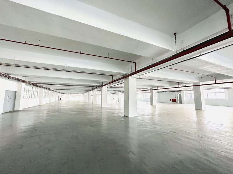 KALLANG E-Commerce Storage Distribution Centre off PIE/ Kallang. Experience Centre 8 mins MRT