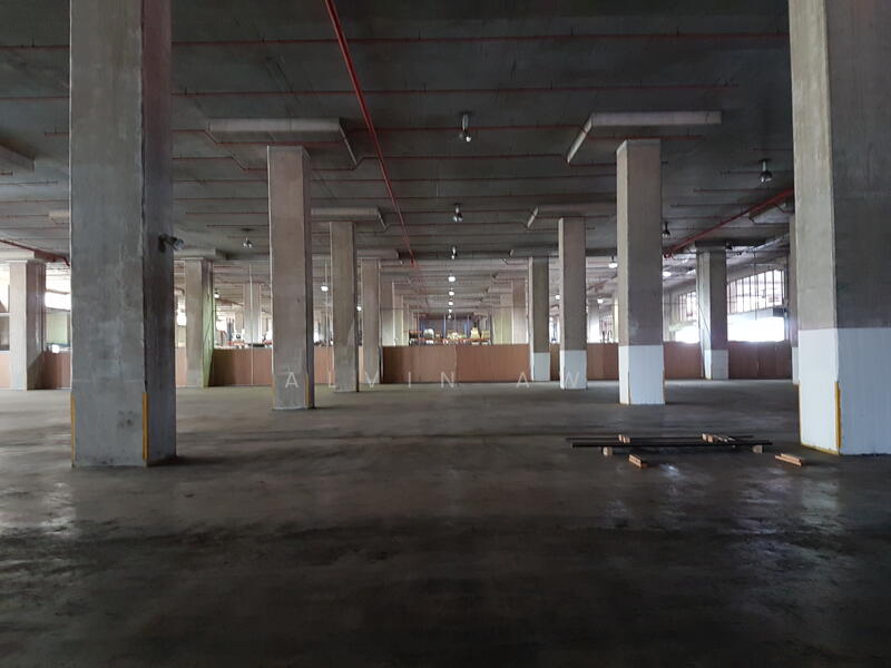 Jurong High Ceiling Warehouse for Rent - Near Jurong Island - Dock Levellers, Jurong Port Road, 110,000 sqft, Warehouse For Rent, by Alvin Aw, 23970916 - CommercialGuru.com.sg