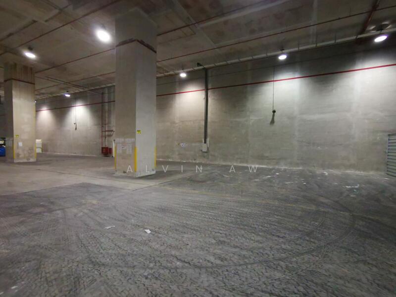 Pandan Jurong Warehouse - Dedicated Loading Bays - Proximity to Food Centre - Expressway - Sea Port, Jalan Buroh Pandan, 92,500 sqft, Warehouse For Rent, by Alvin Aw, 23970933 - CommercialGuru.com.sg