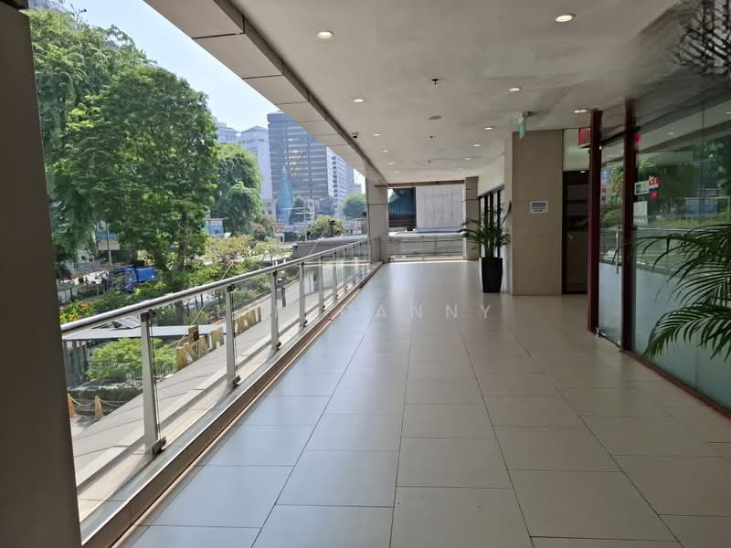 Lucky Plaza, 304 Orchard Road, Orchard / River Valley, 226 sqft, Mall Shop For Rent, by Lim Danny, 23971240 - CommercialGuru.com.sg