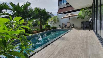 For Sale - Probably the cheapest move in Bungalow in Goodman area now!