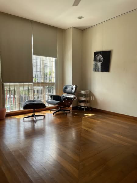 GREENWOOD AVENUE, , 6 Bedrooms, 3,400 sqft, Terraced House For Rent, by TOMMIJOSHUA ., 23975300 - PropertyGuru.com.sg