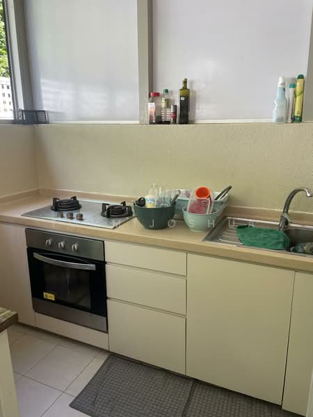 GREENWOOD AVENUE, , 6 Bedrooms, 3,400 sqft, Terraced House For Rent, by TOMMIJOSHUA ., 23975300 - PropertyGuru.com.sg