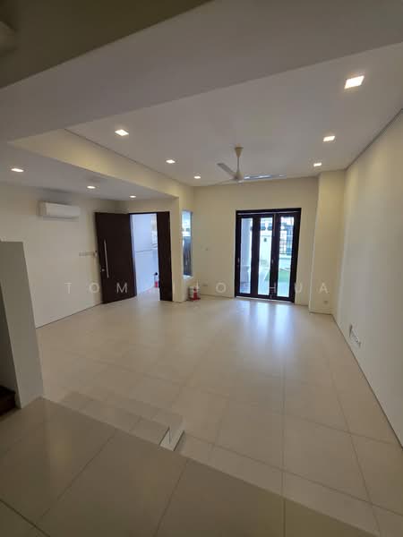 GREENWOOD AVENUE, , 6 Bedrooms, 3,400 sqft, Terraced House For Rent, by TOMMIJOSHUA ., 23975300 - PropertyGuru.com.sg