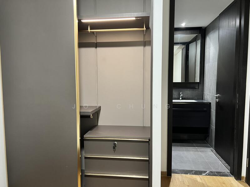 Maximum wardrobe space